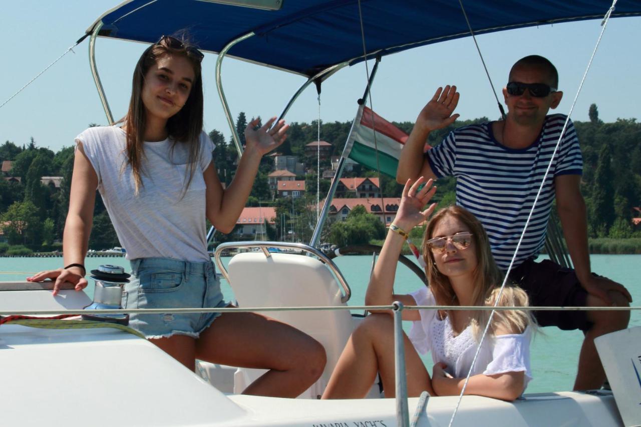 Aquilo Hotel Panorama Тихани Екстериор снимка
