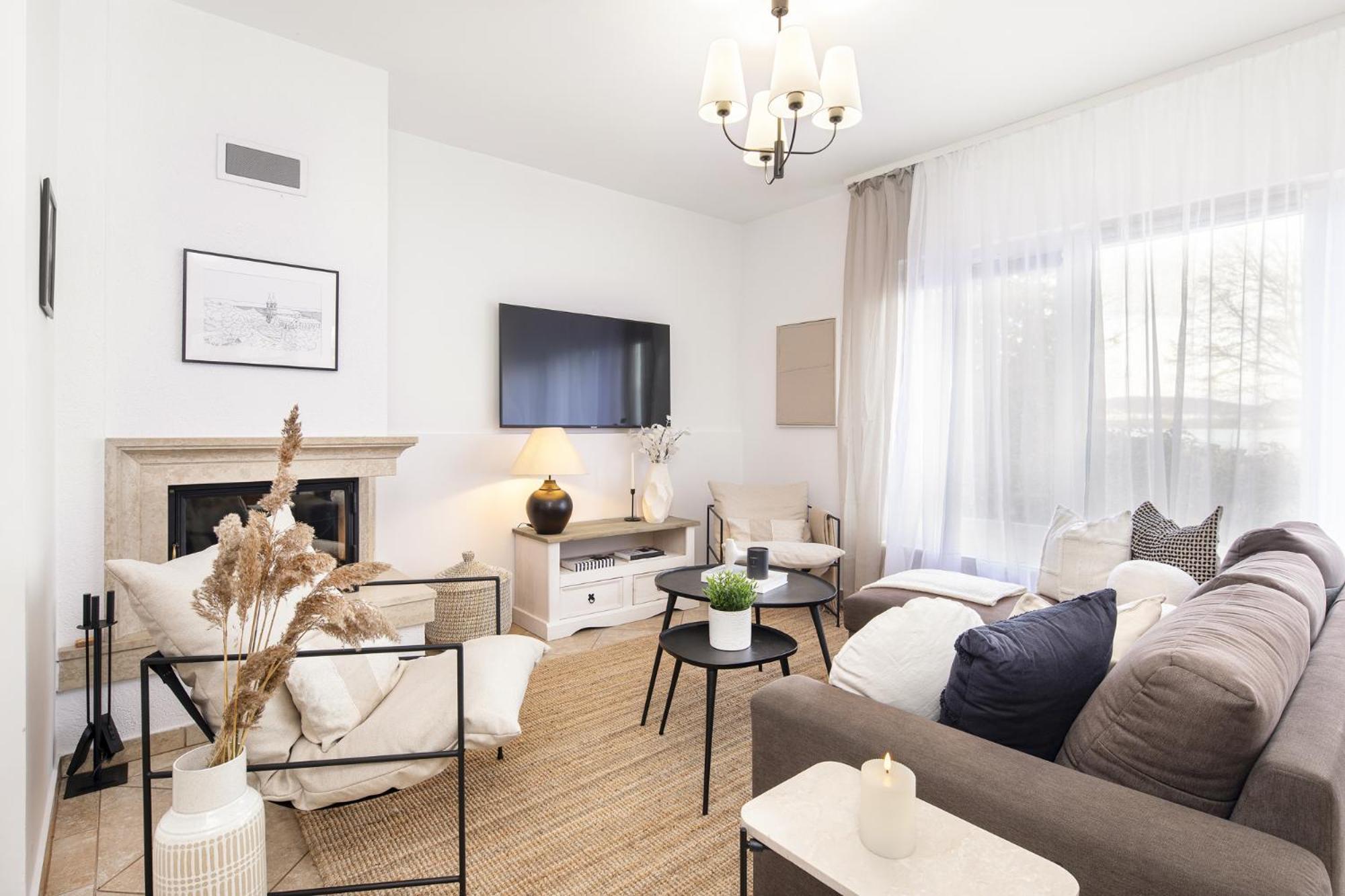 Aquilo Hotel Panorama Тихани Екстериор снимка